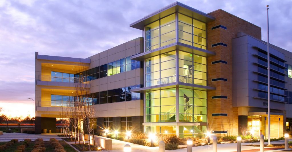 Cooling and HVAC solutions for municipal, commercial and public facilities.