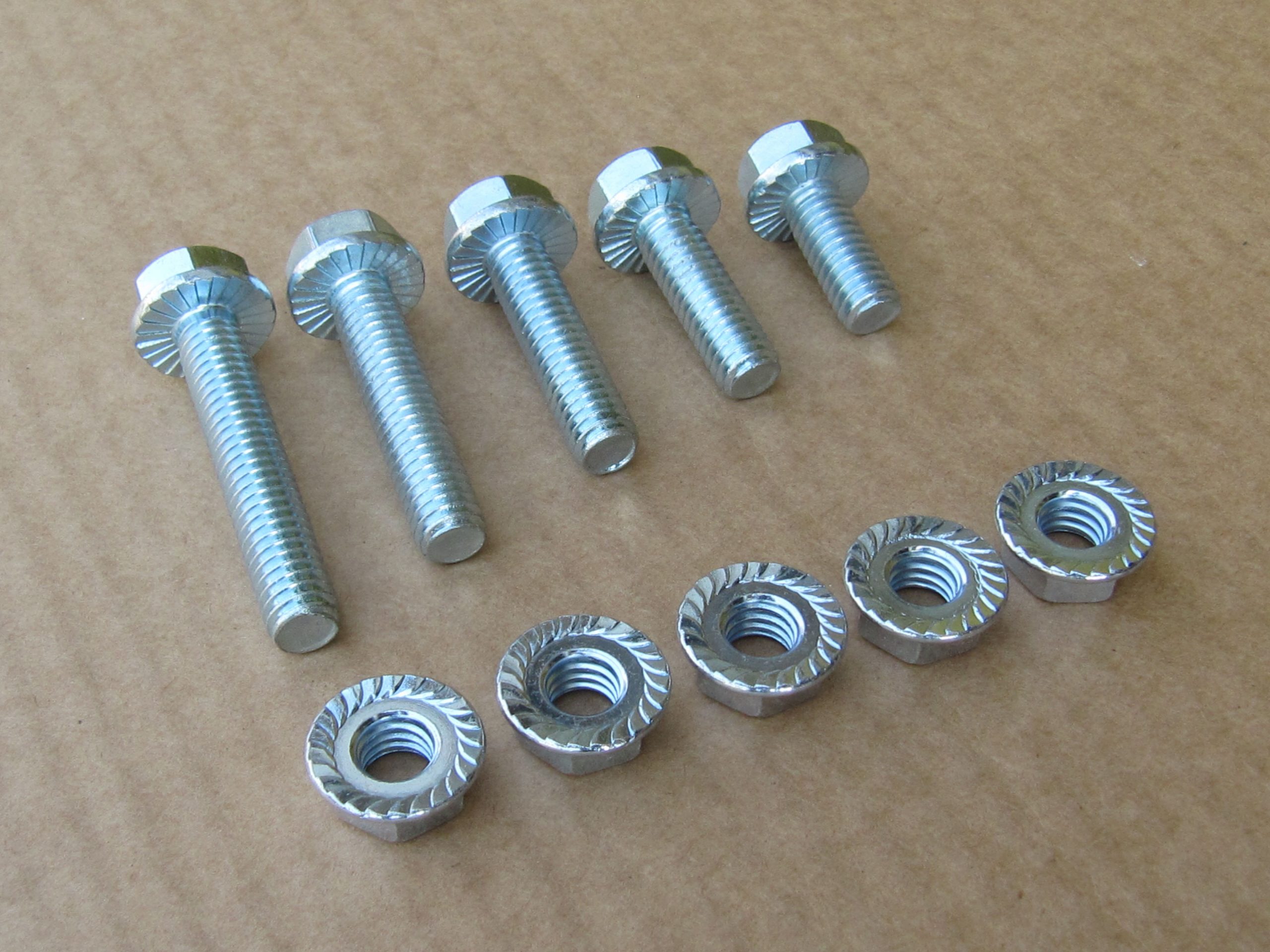 Grade 8 Serrated Nut & Bolt